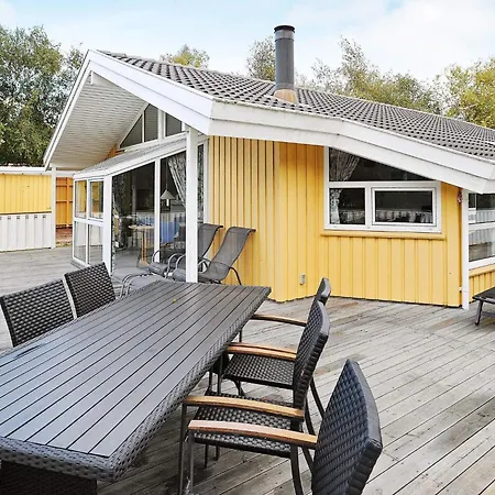 8 Person In Humble-by Traum Holiday home