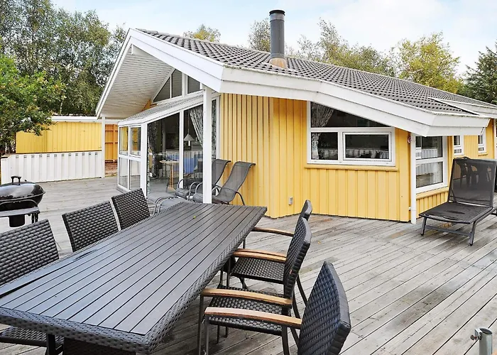 8 Person In Humble-by Traum Holiday home