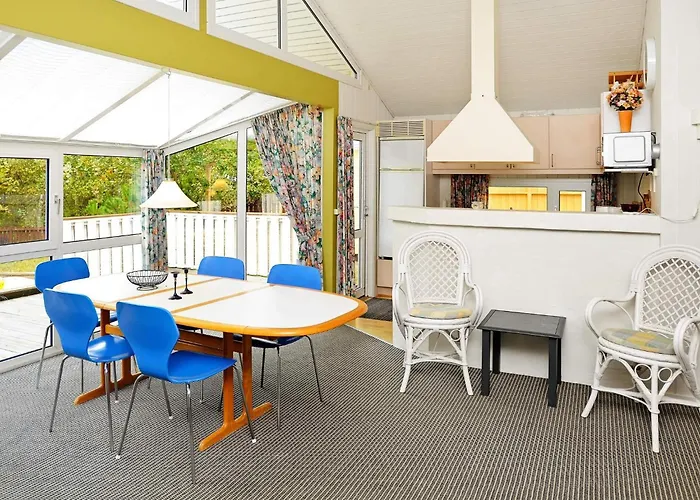 Holiday home 8 Person In Humble-by Traum Humble